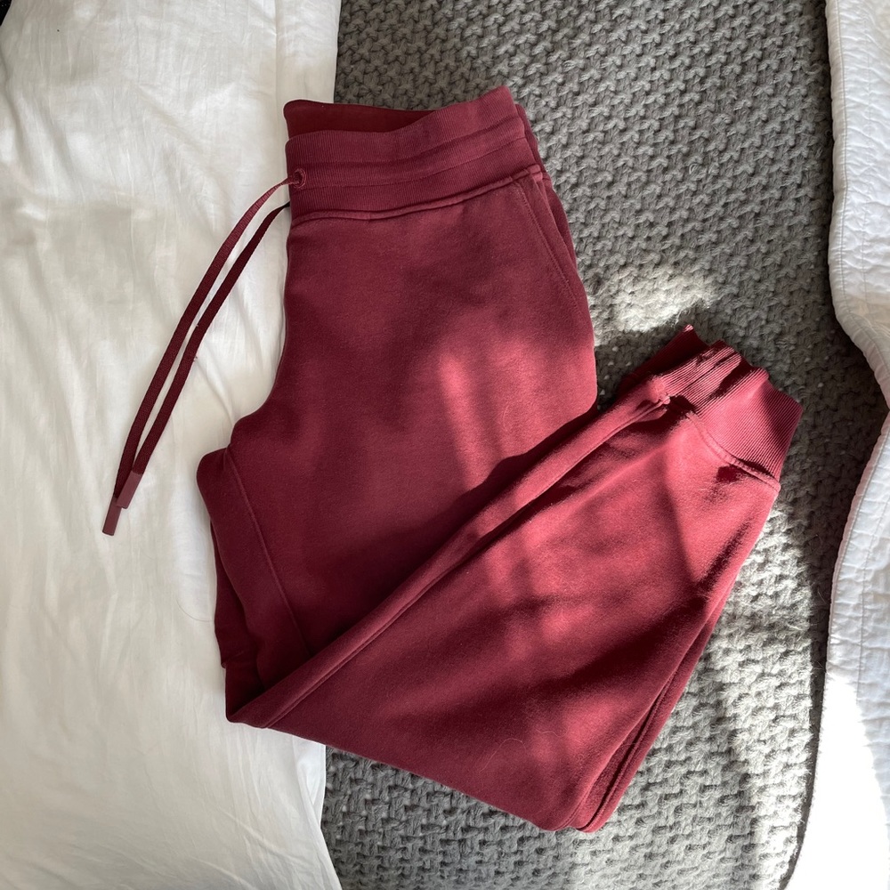 Lululemon sweatpant joggers